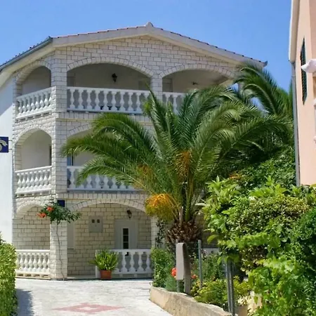 Lias Apartamento