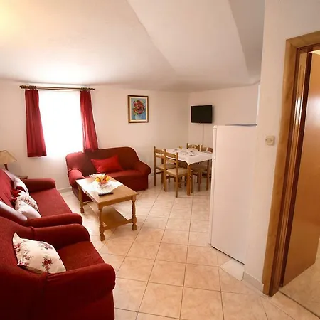 Lias Apartamento *